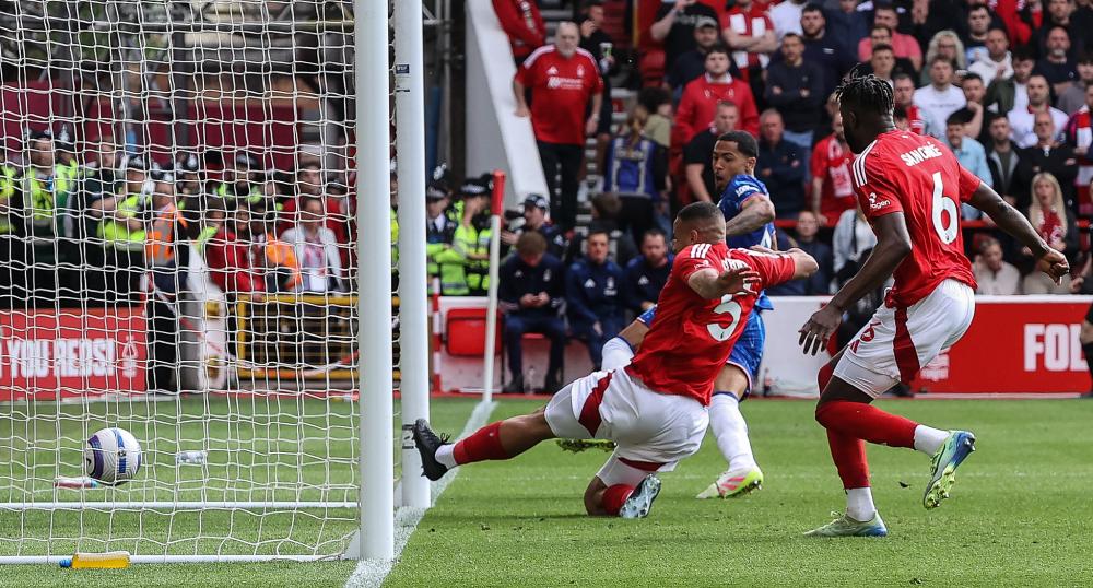 意甲：米兰2-1战胜罗马