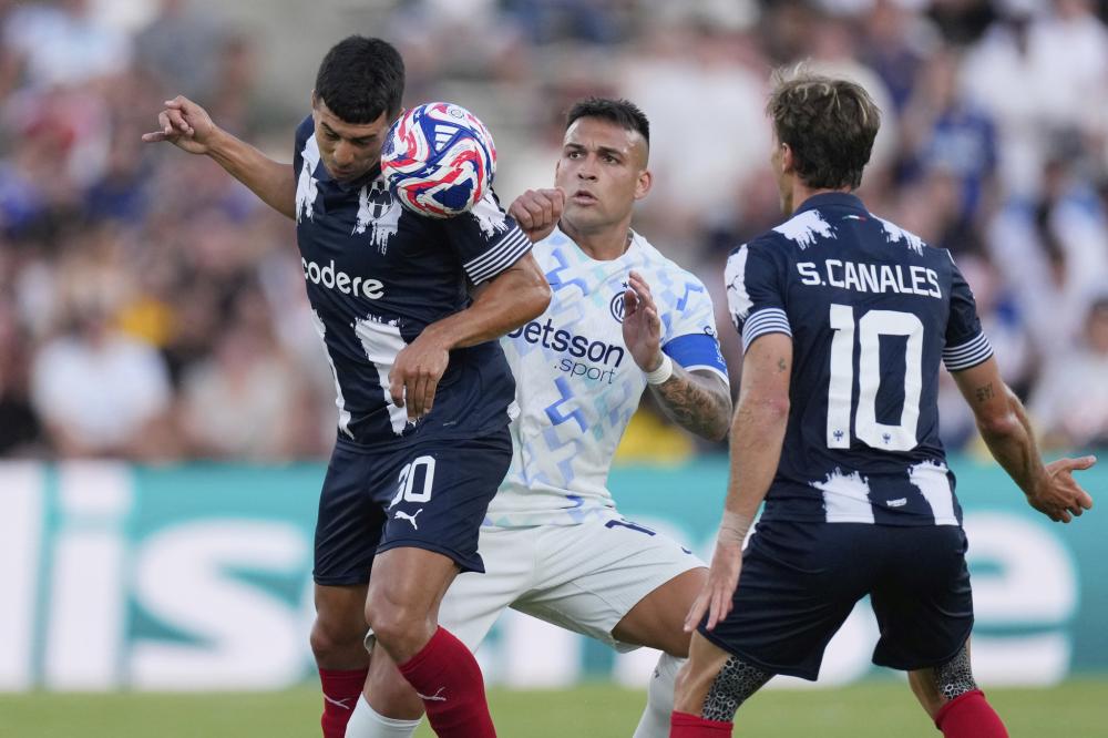 欧冠积分榜分析：各队晋级形势紧张,